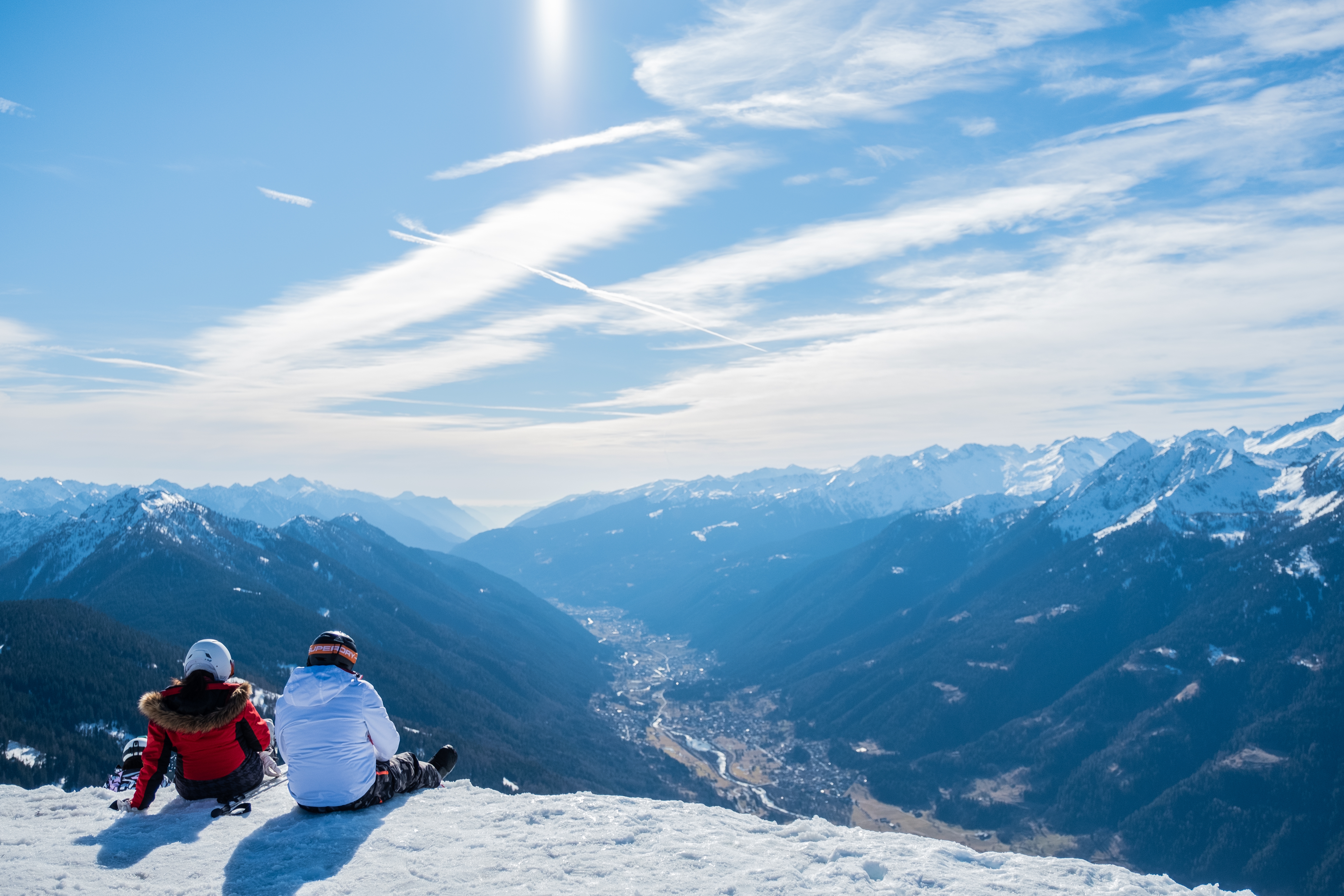13293beautiful-shot-two-persons-enjoying-view-mountains-valley-daytime.jpg