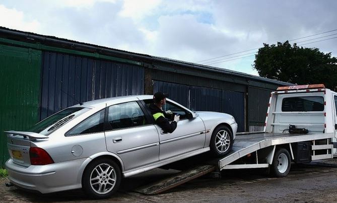 47696professional-car-removal.jpg