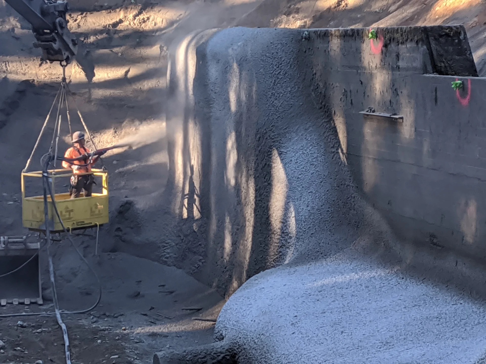 48086shotcrete-spray-dam-basket.jpg