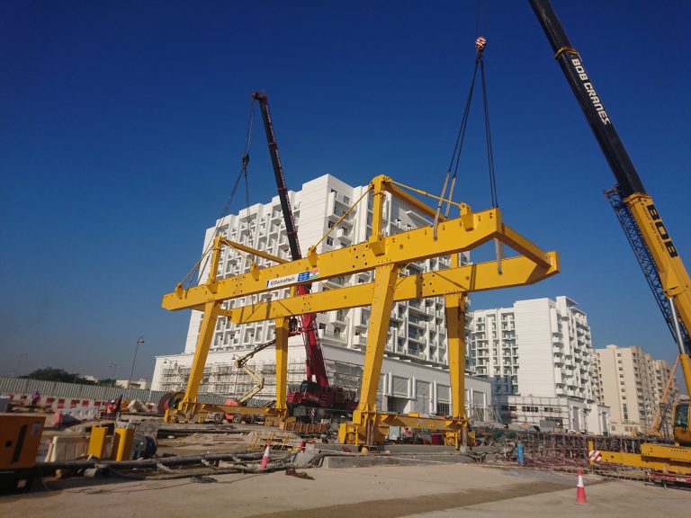 75211crane-erection-768x576-1.jpg